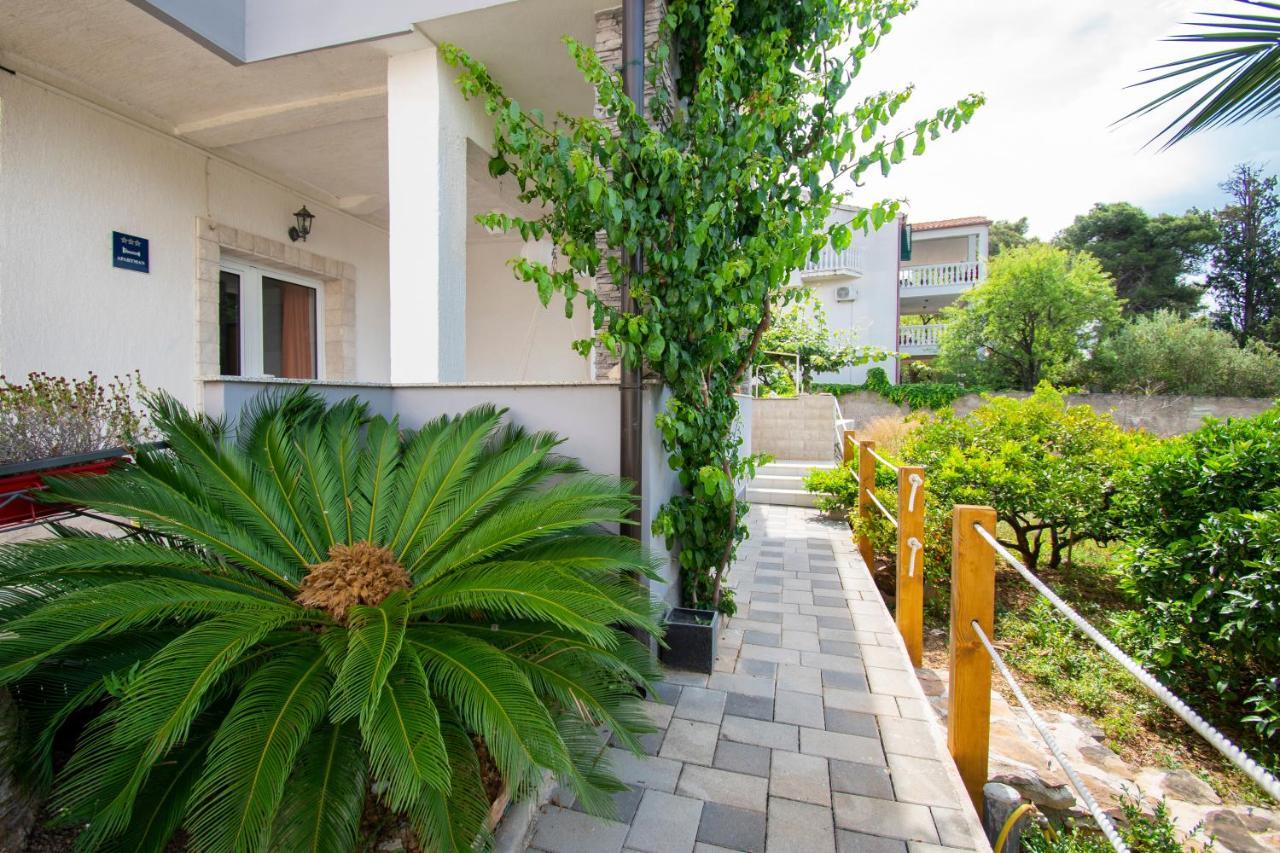 Apartments Alisa Brodarica  Exterior foto