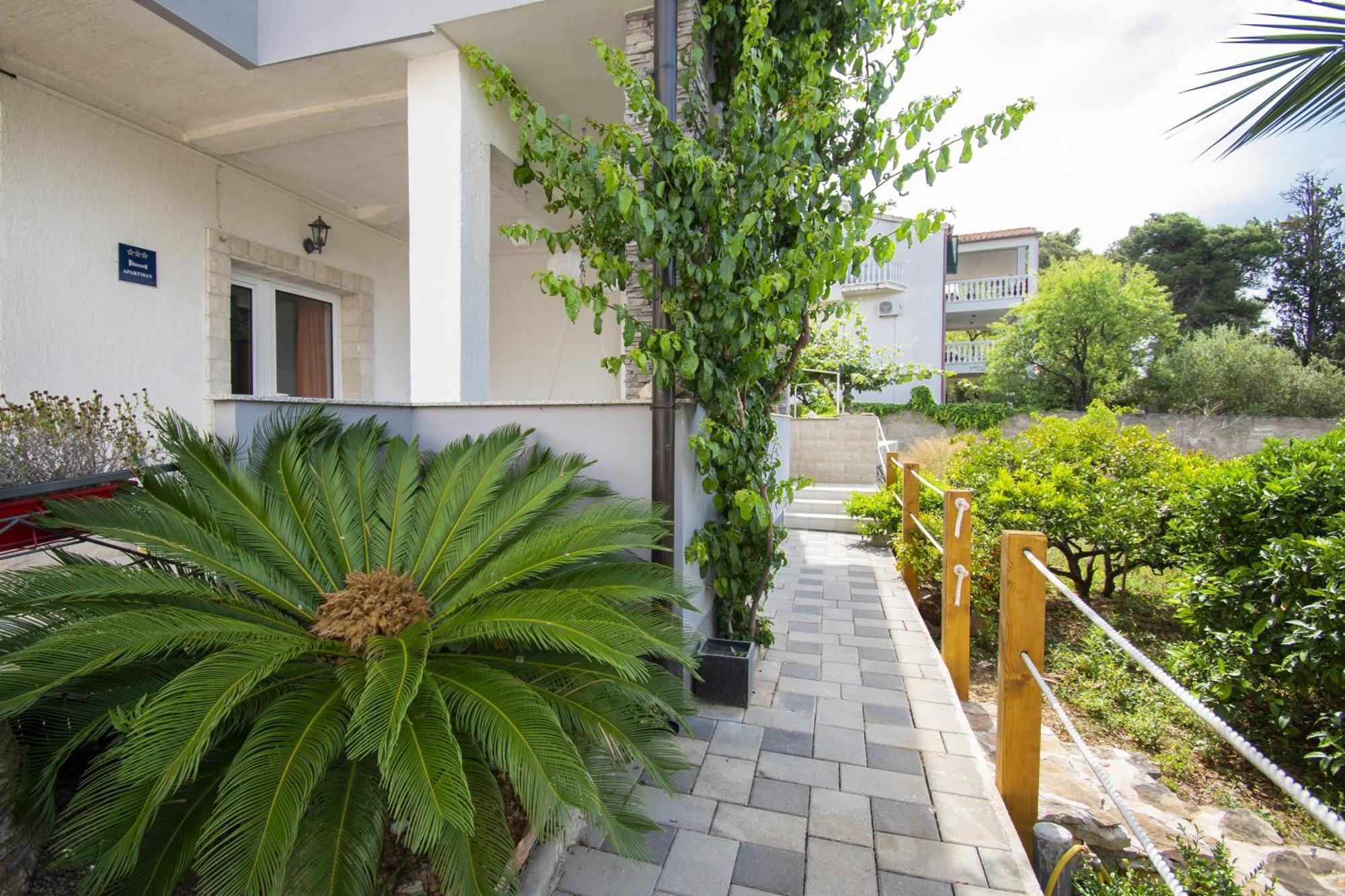 Apartments Alisa Brodarica  Habitación foto